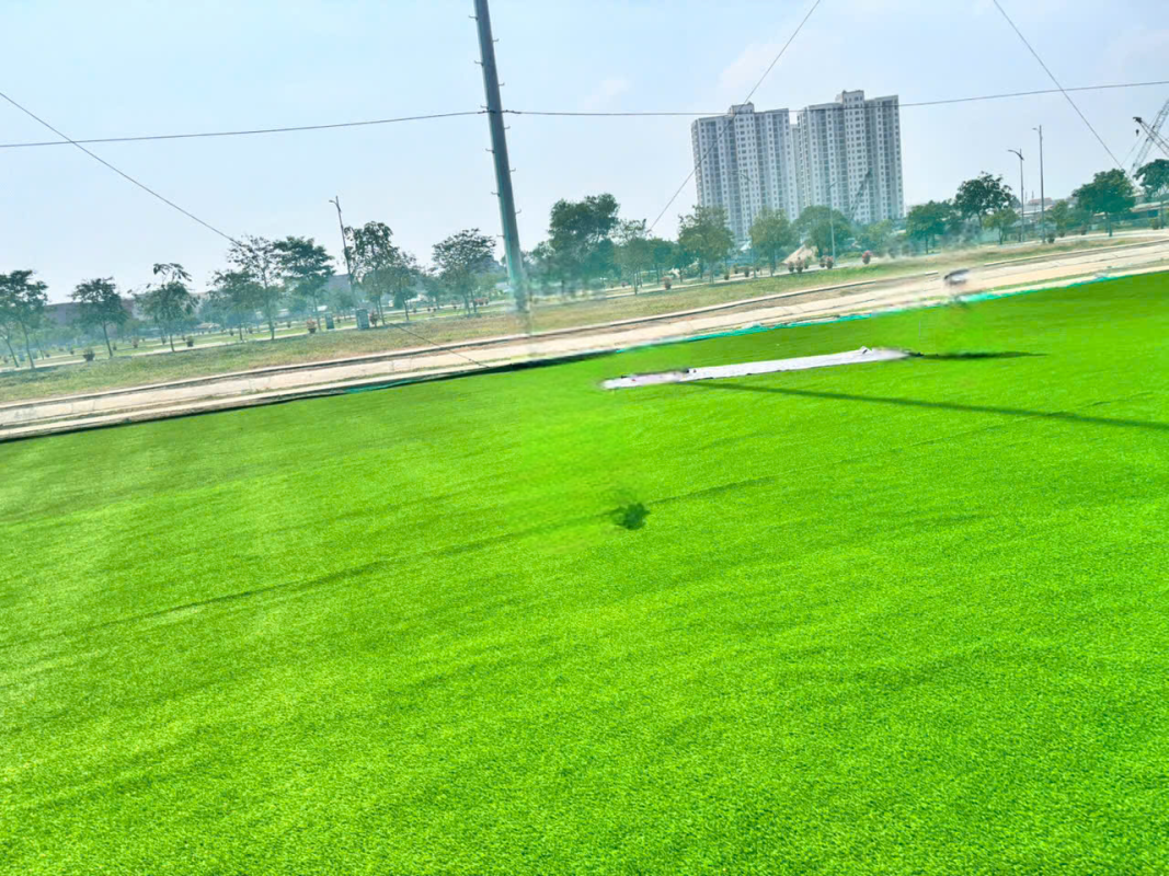 bao-tri-san-co-nhan-tao