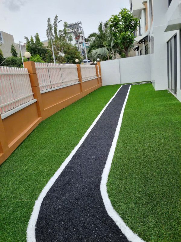 cỏ nhân tạo màu đen dùng cho phong gym